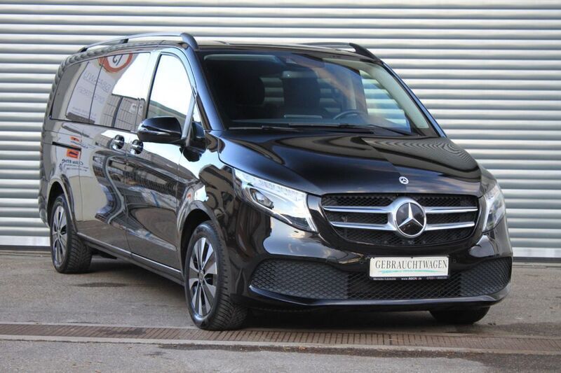 Schwarz Gebraucht 2022 Mercedes V220 Avantgarde Edition Van / Kleinbus | 53.800 € (Fairer Preis) - Bild 1/4