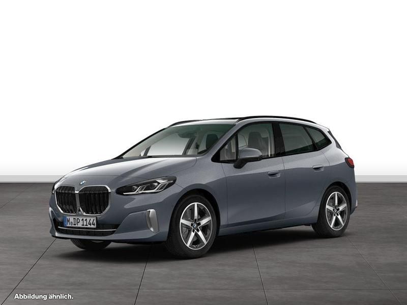 Grau Gebraucht 2024 BMW 223 Active Tourer Van / Kleinbus | 44.530 € (Teuer) - Bild 1/4