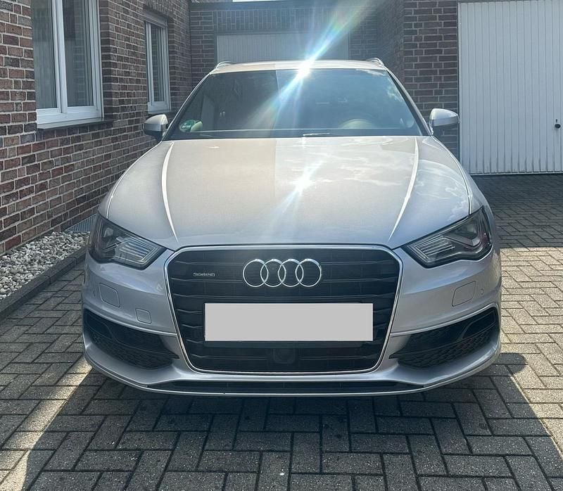 Gebraucht Audi A3 S-line plus 184 PS (135 kW) 2015 Silber Limousine
