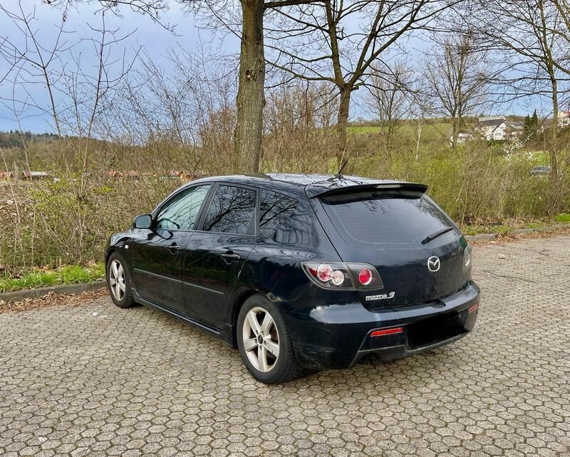 Schwarz Gebraucht 2007 Mazda 3 Inclusive Limousine | 2.499 € - Bild 1/4