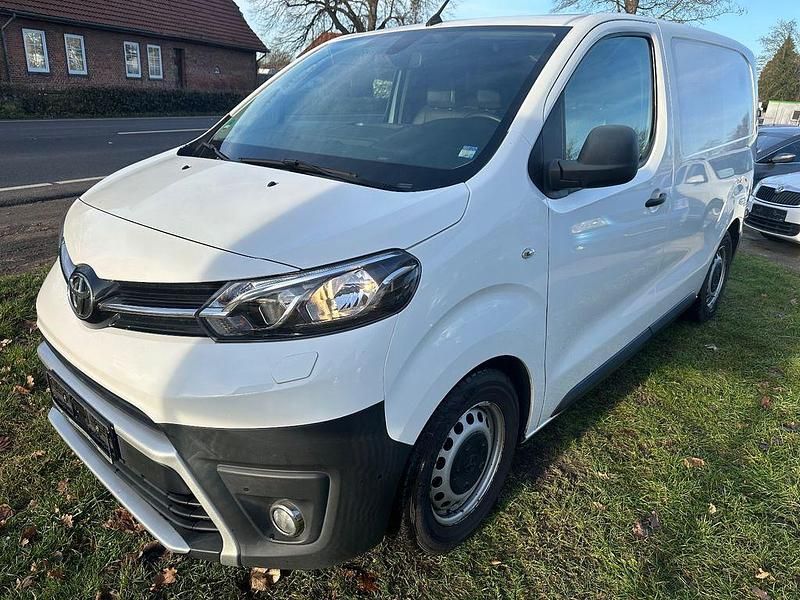 Weiß Gebraucht 2019 Toyota Proace Van / Kleinbus | 10.700 € (Guter Preis) - Bild 1/4