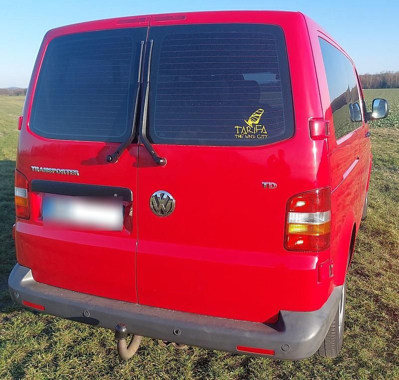 Gebraucht VW T5 131 PS (96 kW) 2007 Rot Van