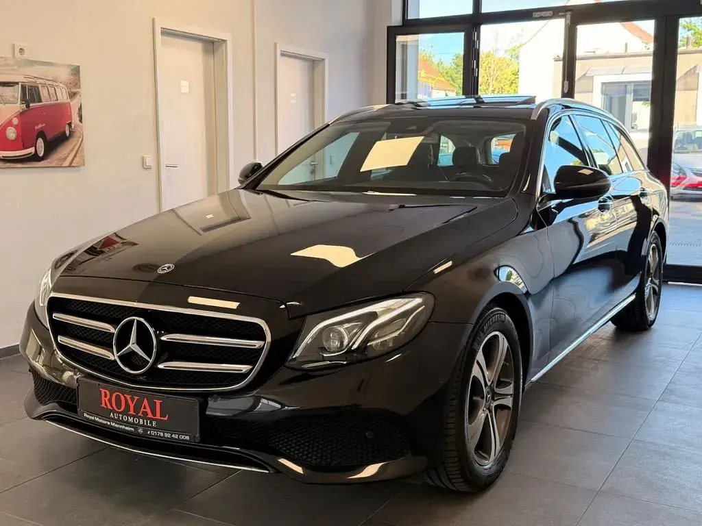 Second-hand Mercedes E220 194 CP (142 kW) 2019 Negru Break