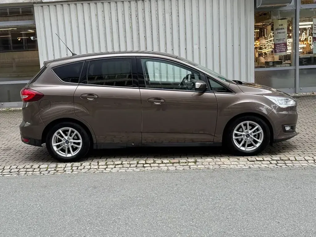 Gebraucht Ford C-MAX Business Edition 125 PS (91 kW) 2016 Braun Van / Kleinbus