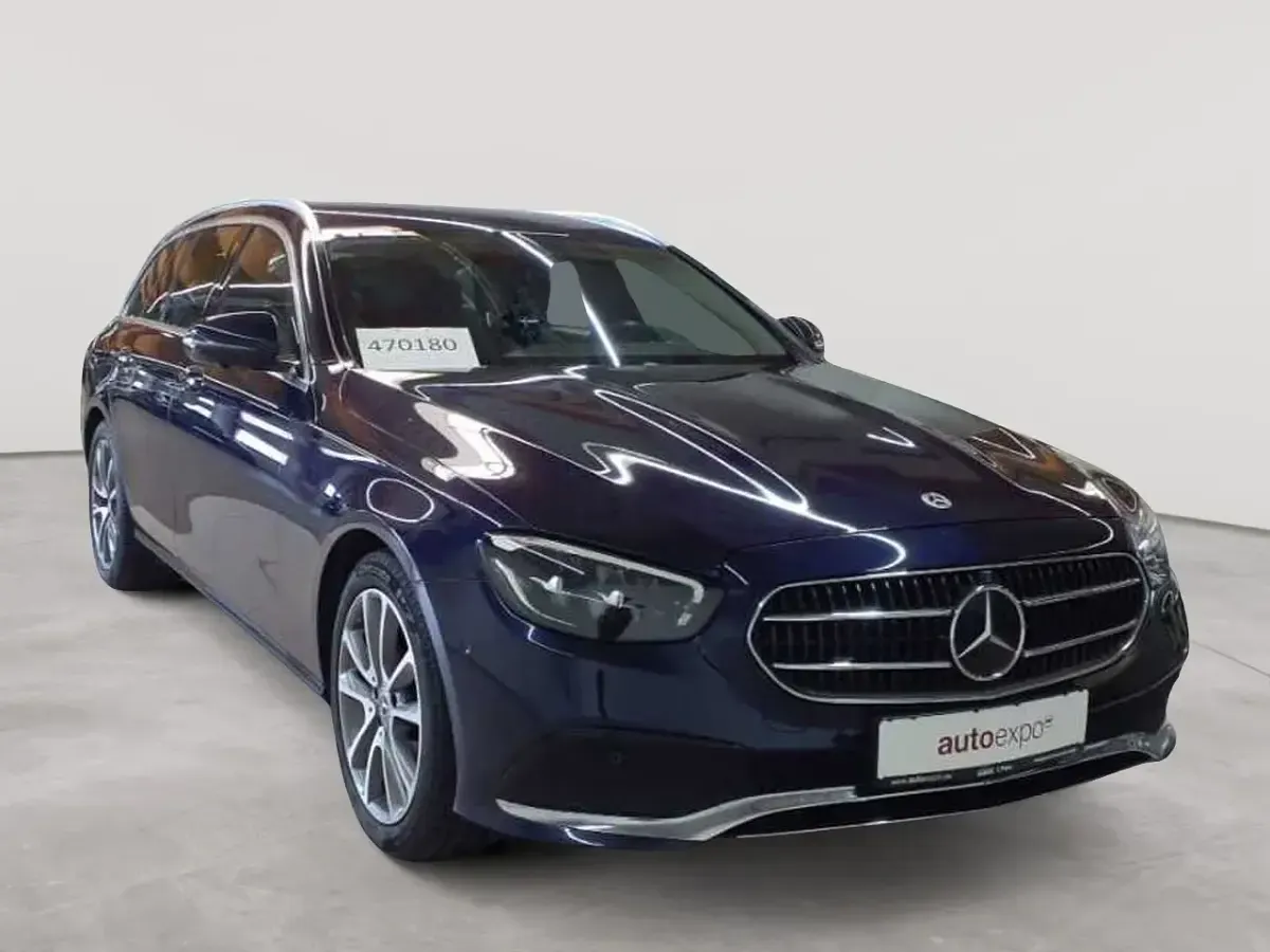 Gebraucht Mercedes E220 Avantgarde 200 PS (147 kW) 2023 Kombi