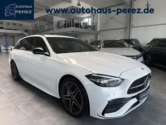 Gebraucht Mercedes C220 AMG 197 PS (144 kW) 2025 Kombi