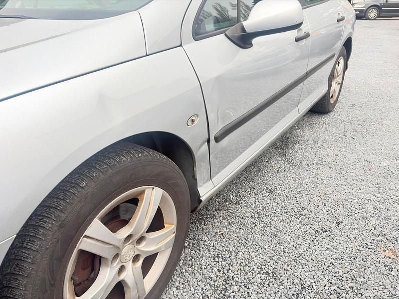 Gebraucht Peugeot 407 115 PS (84 kW) 2005 Silber Limousine