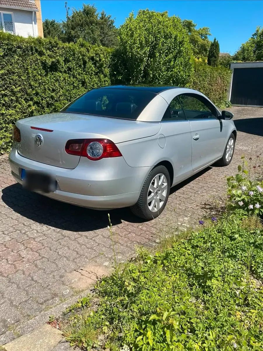 Gebraucht VW Eos 122 PS (89 kW) 2010 Gelb Cabrio