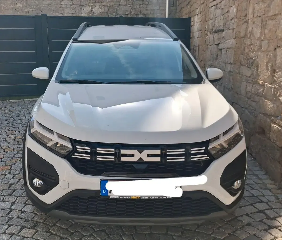 Gebraucht Dacia Jogger Essentiel 110 PS (80 kW) 2024 Weiß Van / Kleinbus