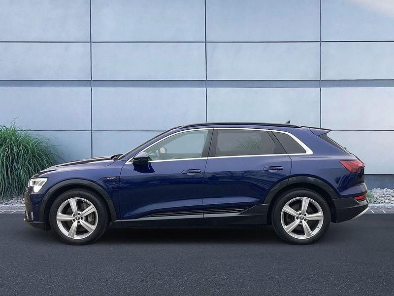 Gebraucht Audi e-tron Advanced Plus 300 kW (408 PS) 2019 Blau SUV