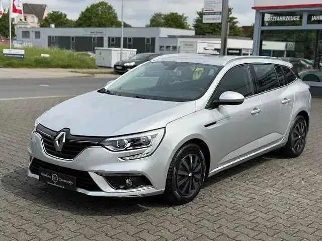 Gebraucht Renault Mégane Experience 101 PS (74 kW) 2017 Silber Limousine