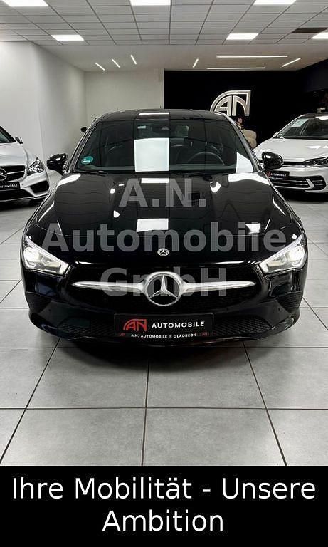 Gebraucht Mercedes CLA180 136 PS (100 kW) 2023 Schwarz Limousine