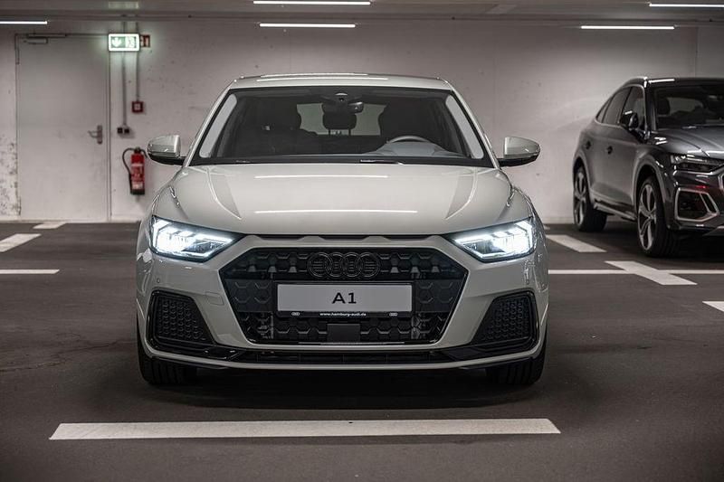 Neu Audi A1 Sportback Advanced Plus 150 PS (110 kW) 2026 Silber Kleinwagen