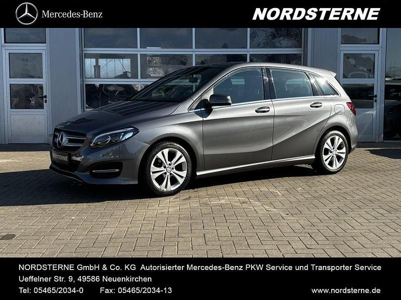 Grau Gebraucht 2015 Mercedes B180 Van / Kleinbus | 14.888 € (Etwas zu teuer) - Bild 1/4