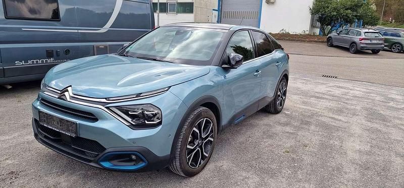Gebraucht Citroën e-C4 Shine 100 kW (136 PS) 2021 Blau Limousine