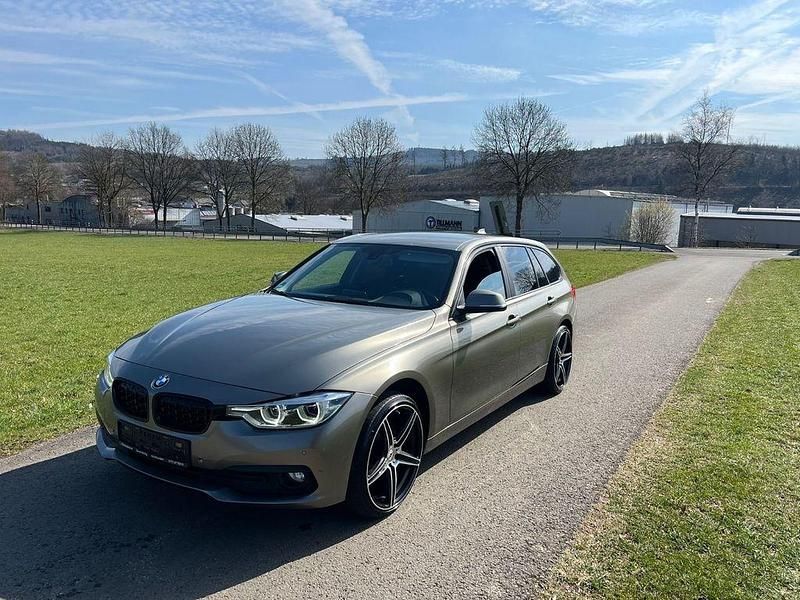 Gebraucht BMW 318 Advantage 150 PS (110 kW) 2016 Braun Kombi