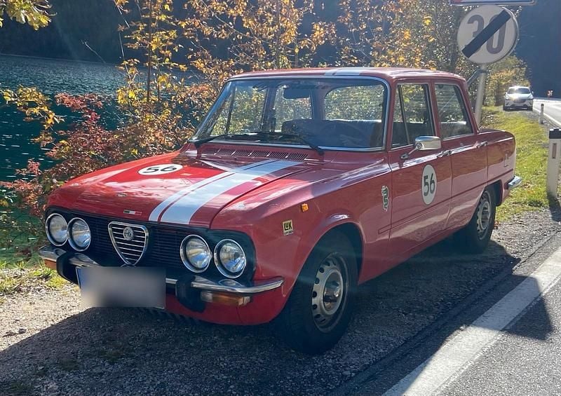 Rot Gebraucht 1975 Alfa Romeo Giulia Limousine | 15.400 € - Bild 1/4