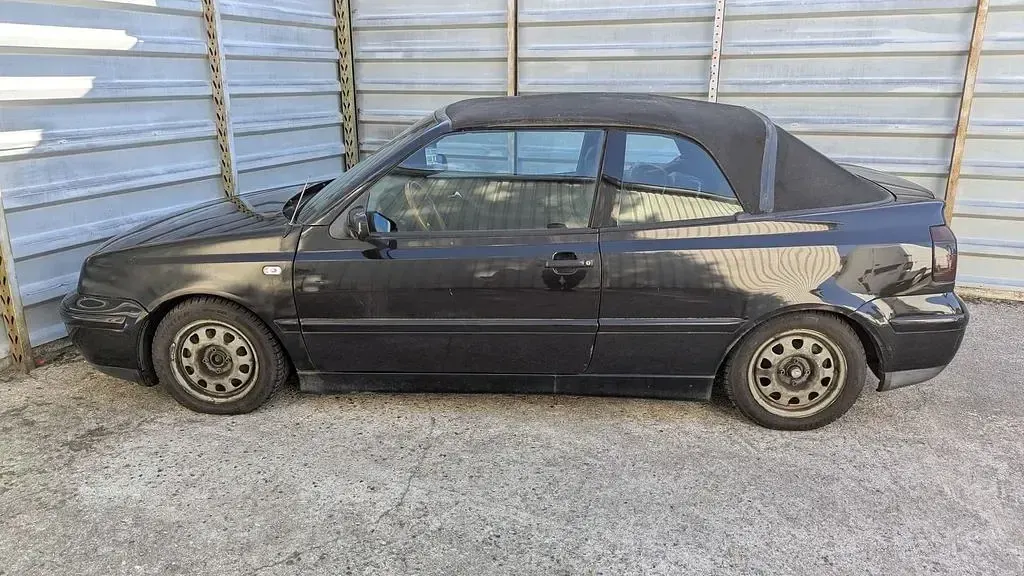 Gebraucht VW Golf 110 PS (80 kW) 2000 Schwarz Cabrio