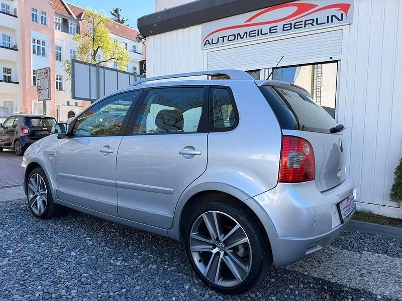 Gebraucht VW Polo Cross 75 PS (55 kW) 2004 Silber Kleinwagen