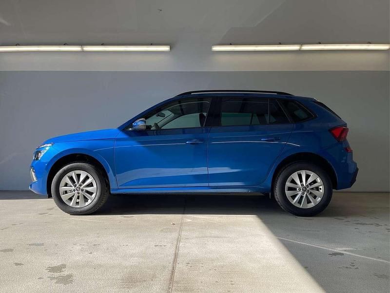 Neu Skoda Kamiq Selection 116 PS (85 kW) 2026 [8x8x] race blue metallic SUV