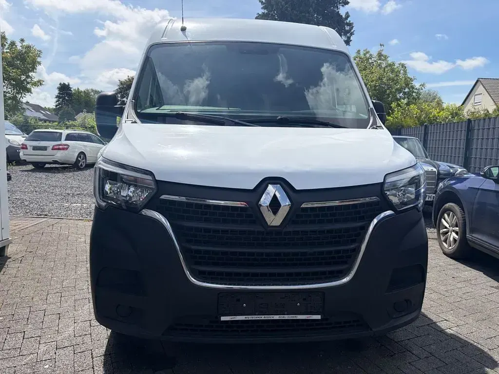 Gebraucht Renault Master 150 PS (110 kW) 2022 Weiß Van / Kleinbus