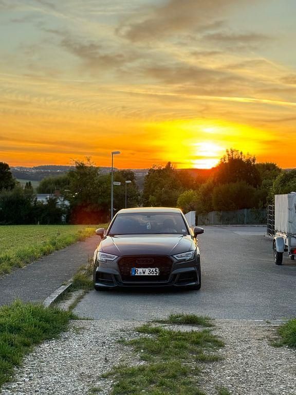 Gebraucht Audi A3 Sport 150 PS (110 kW) 2017 Grau Limousine