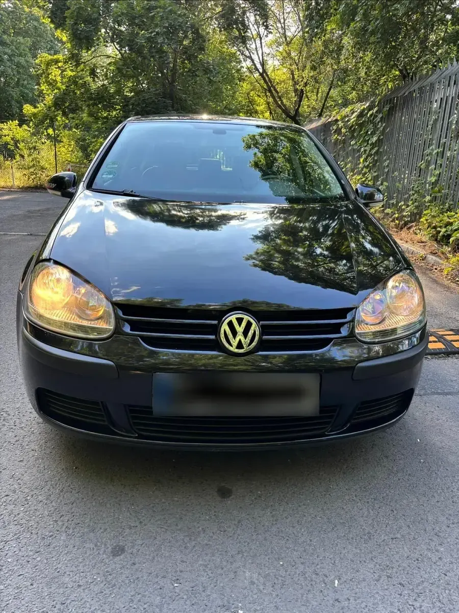 Gebraucht VW Golf V 115 PS (84 kW) 2008 Schwarz Kleinwagen