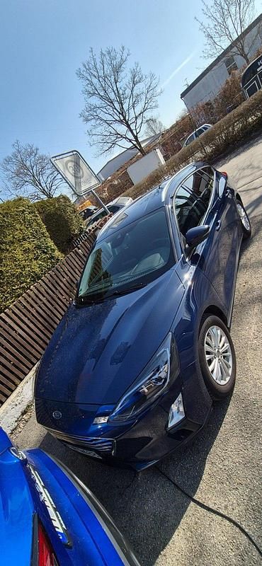 Gebraucht Ford Focus 155 PS (114 kW) 2021 Blau Kombi