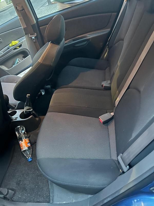 Gebraucht Kia Rio 97 PS (71 kW) 2006 Blau Kleinwagen