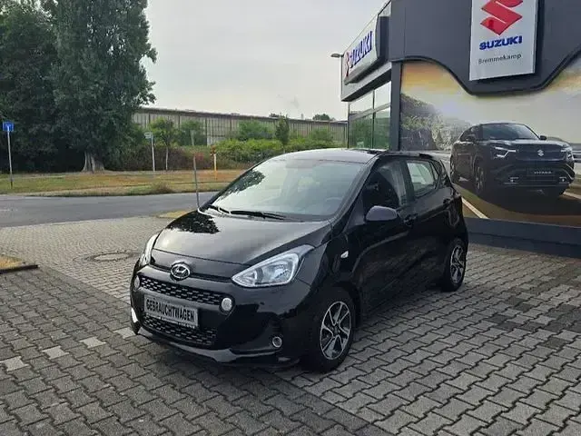 Gebraucht Hyundai i10 YES! 67 PS (49 kW) 2018 Schwarz Kleinwagen
