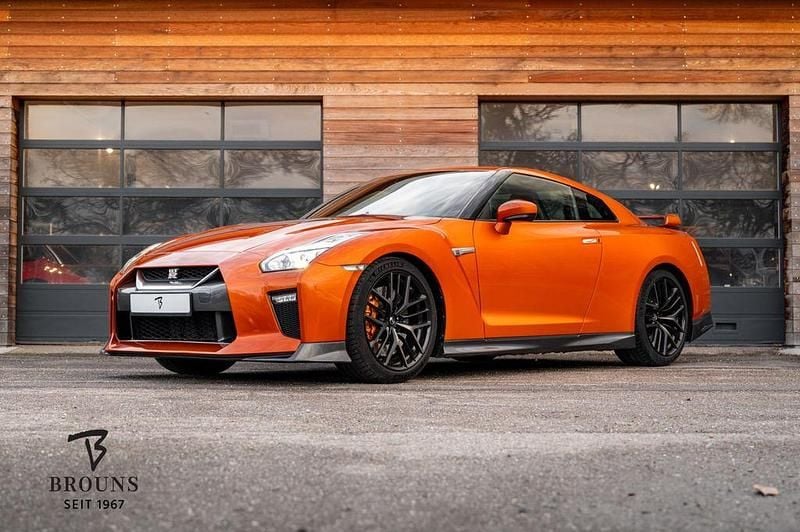 Gebraucht Nissan GT-R GT 570 PS (419 kW) 2017 Katsura orange Coupé