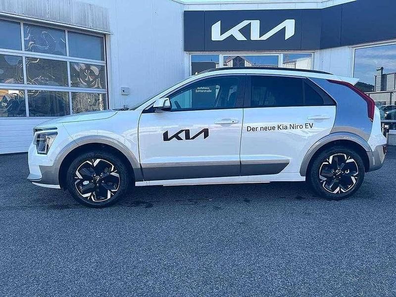 Gebraucht Kia e-Niro Inspiration 150 kW (204 PS) 2023 Snow white pearl SUV