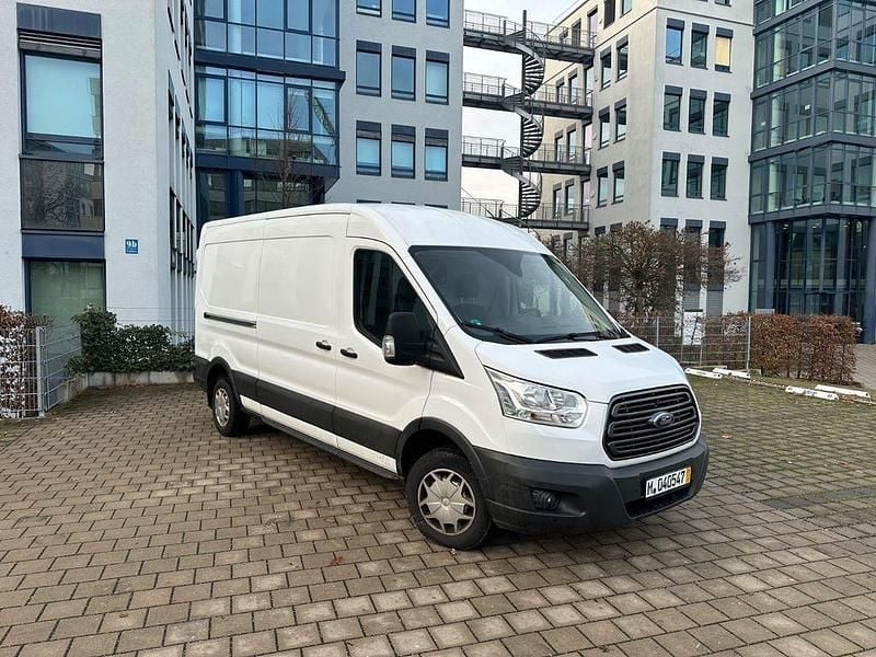 Gebraucht Ford Transit Trend 131 PS (96 kW) 2018 Weiß Van