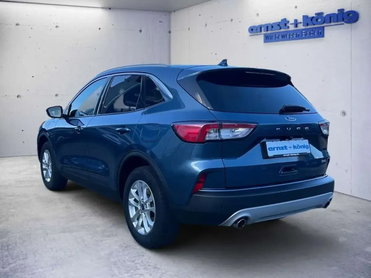 Gebraucht Ford Kuga Titanium 224 PS (164 kW) 2022 Blau SUV