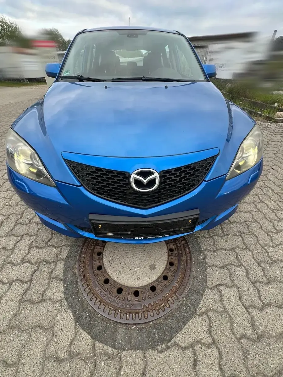 Gebraucht Mazda 3 105 PS (77 kW) 2005 Blau Kleinwagen