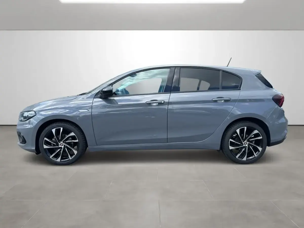 Gebraucht Fiat Tipo S 120 PS (88 kW) 2018 Grau Limousine