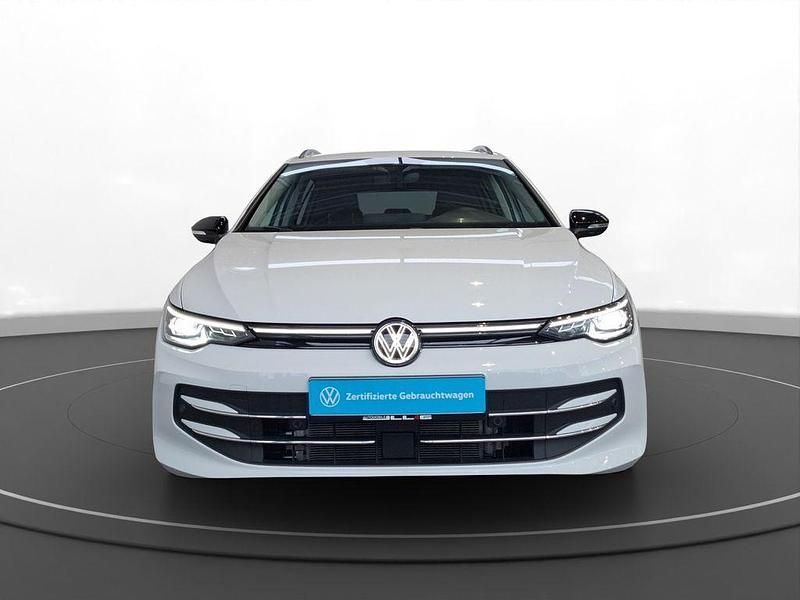 Gebraucht VW Golf VIII Goal 150 PS (110 kW) 2025 Pure white (weiß) Kombi