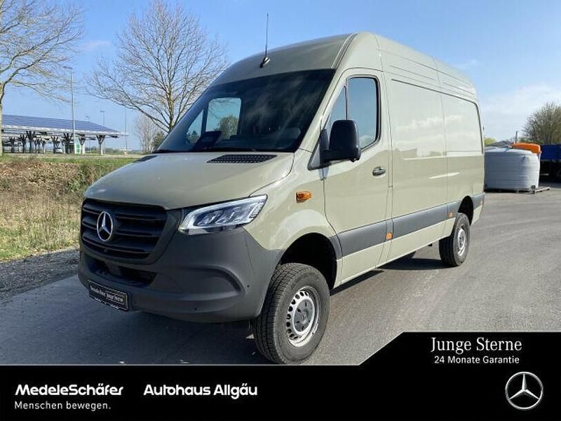 Gebraucht Mercedes Sprinter 190 PS (139 kW) 2025 Grau Van