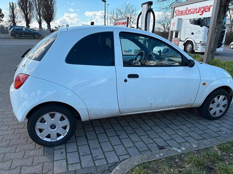 Gebraucht Ford Ka 60 PS (44 kW) 2008 Weiß Kleinwagen
