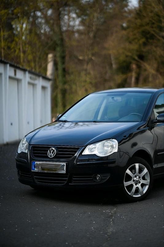 Gebraucht VW Polo 69 PS (50 kW) 2008 Schwarz Kleinwagen