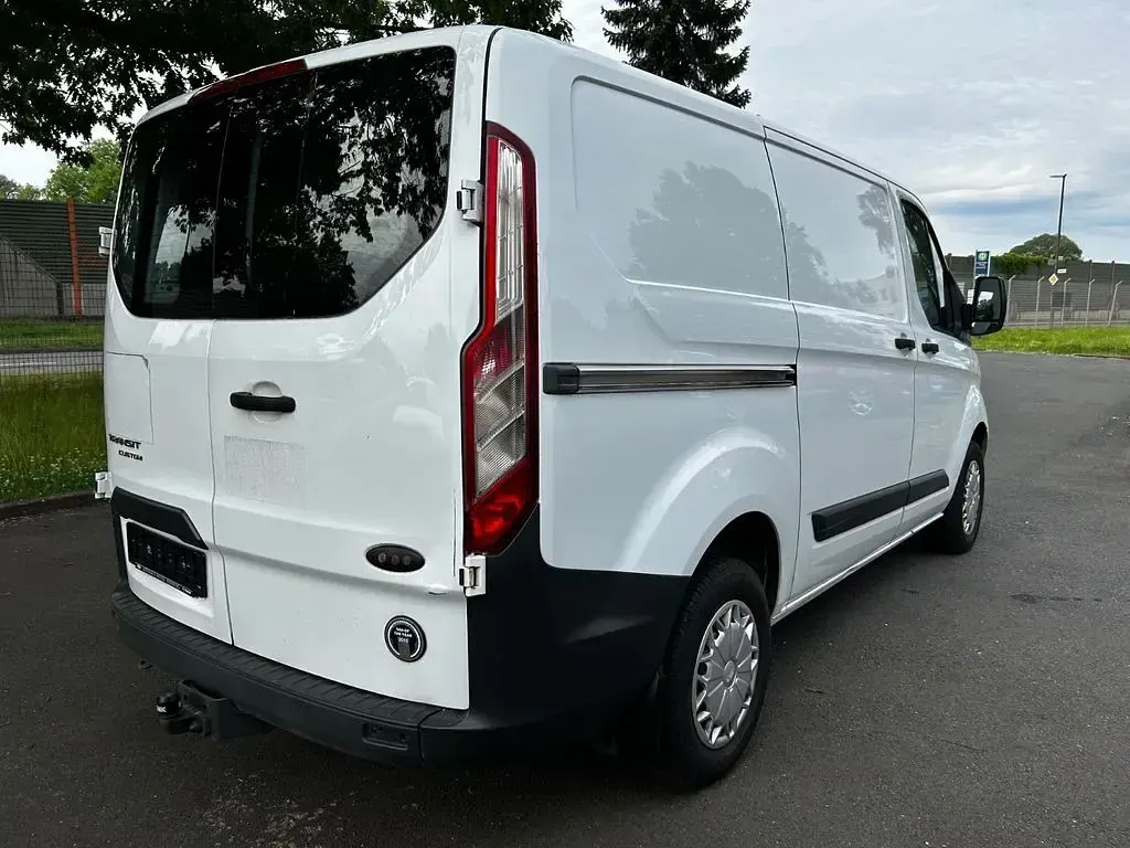 Gebraucht Ford Transit Custom Trend 101 PS (74 kW) 2013 Weiß Van / Kleinbus