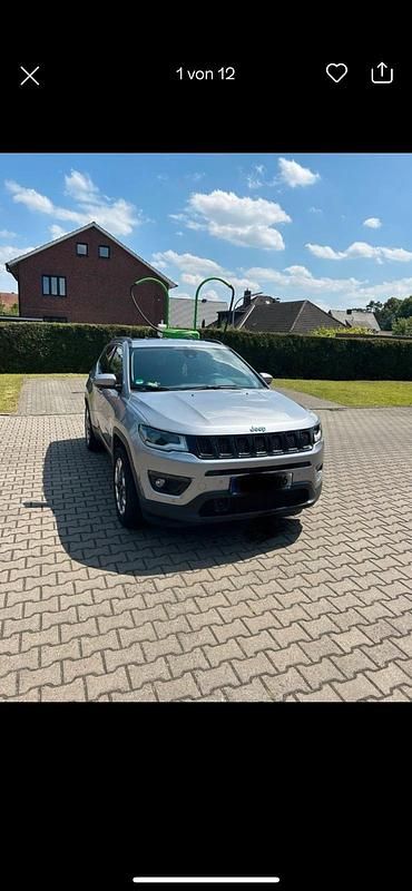 Gebraucht Jeep Compass Limited 140 PS (102 kW) 2018 Grau SUV