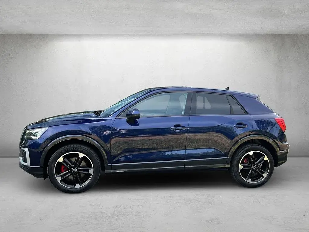 Gebraucht Audi Q2 Advanced Plus 150 PS (110 kW) 2024 Navarrablau metallic SUV