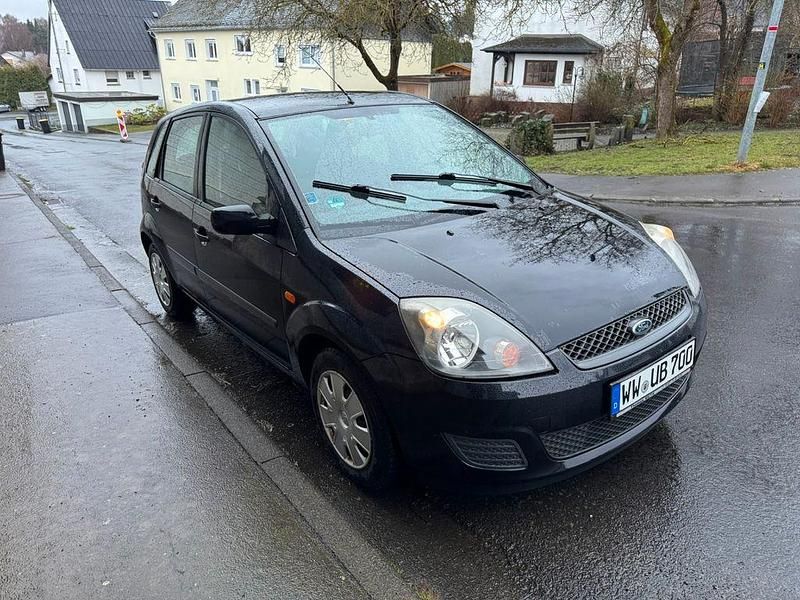 Gebraucht Ford Fiesta Ambiente 69 PS (50 kW) 2007 Schwarz Kleinwagen