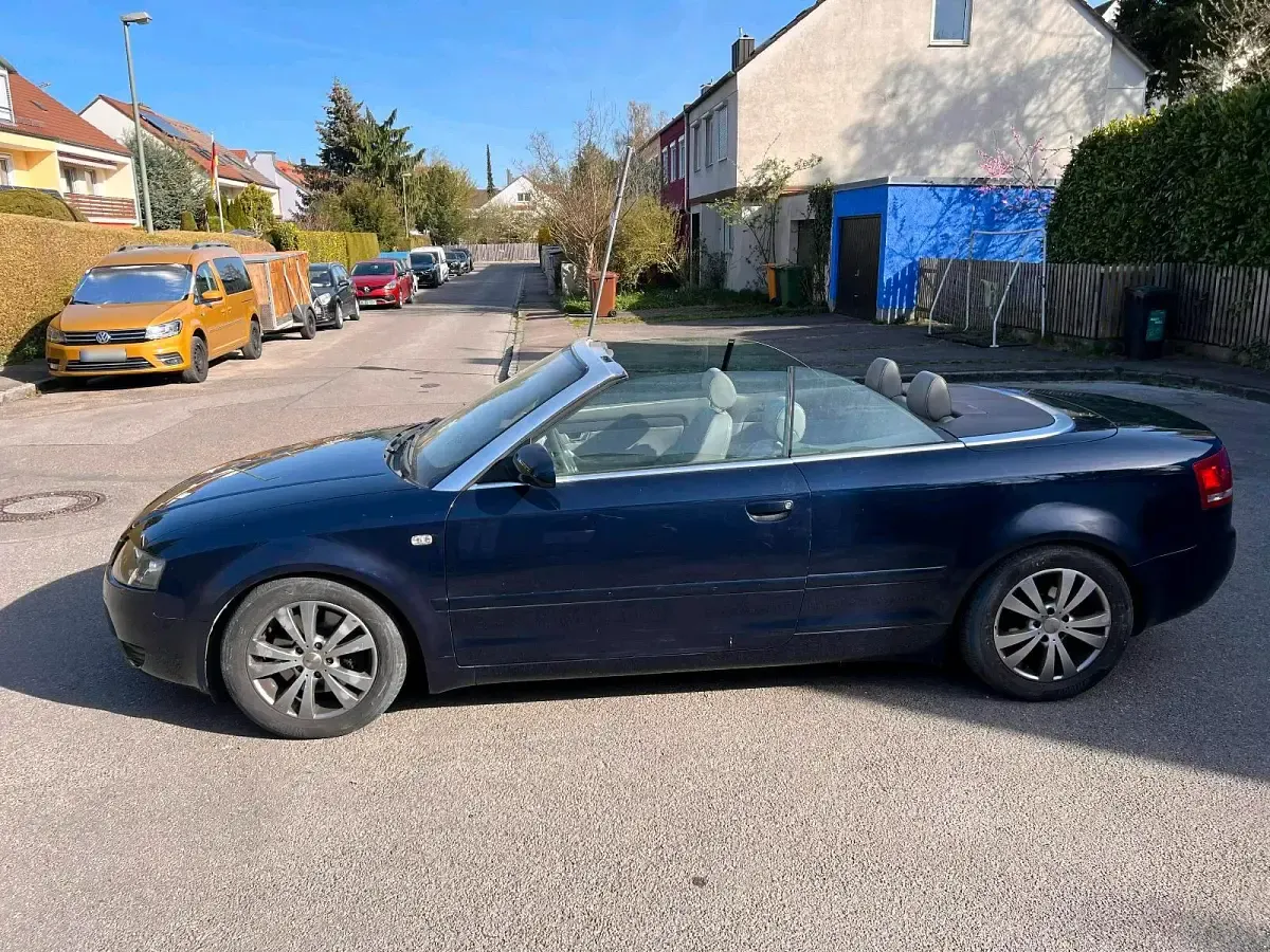 Gebraucht Audi A4 Cabriolet 163 PS (119 kW) 2004 Blau Cabrio