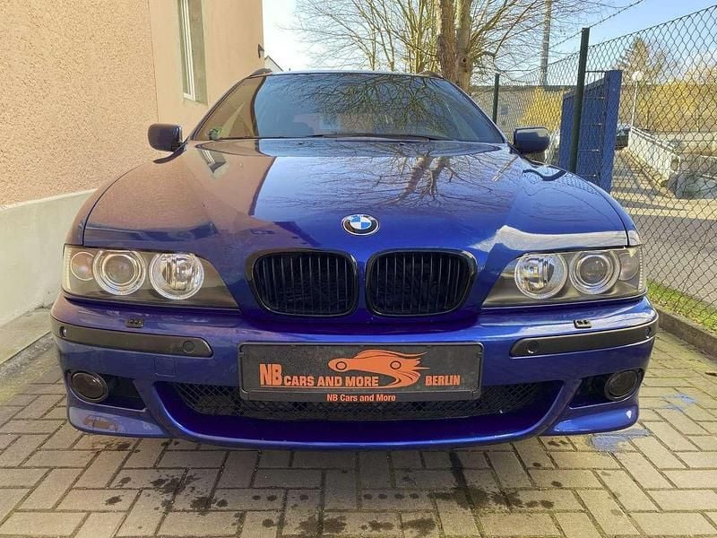 Second-hand BMW 540 286 CP (210 kW) 2000 Albastru Break