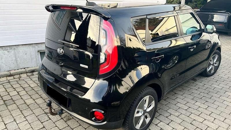 Gebraucht Kia Soul Play 80 kW (110 PS) 2018 Schwarz SUV