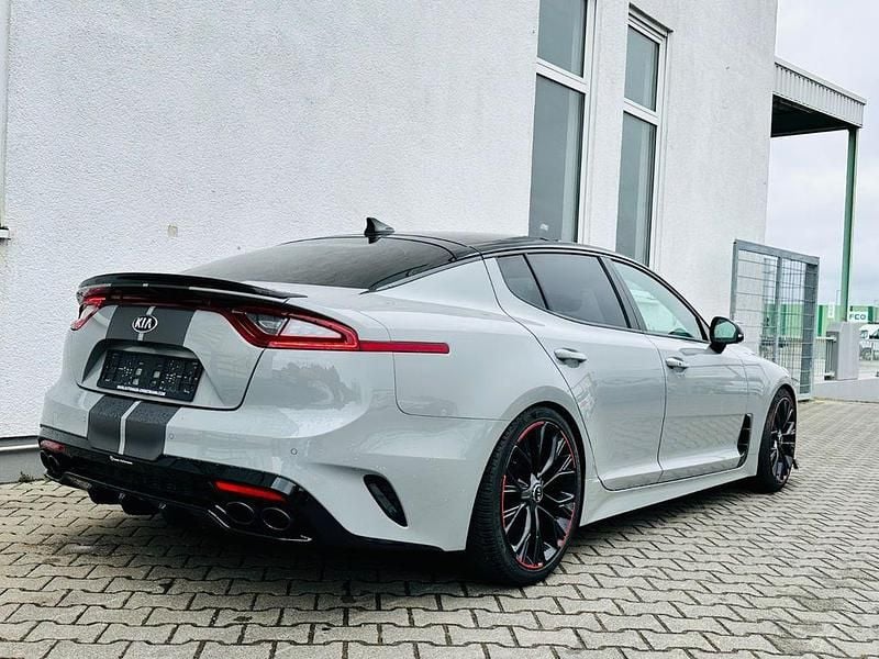 Gebraucht Kia Stinger GT-Line 256 PS (188 kW) 2019 Grau Kleinwagen