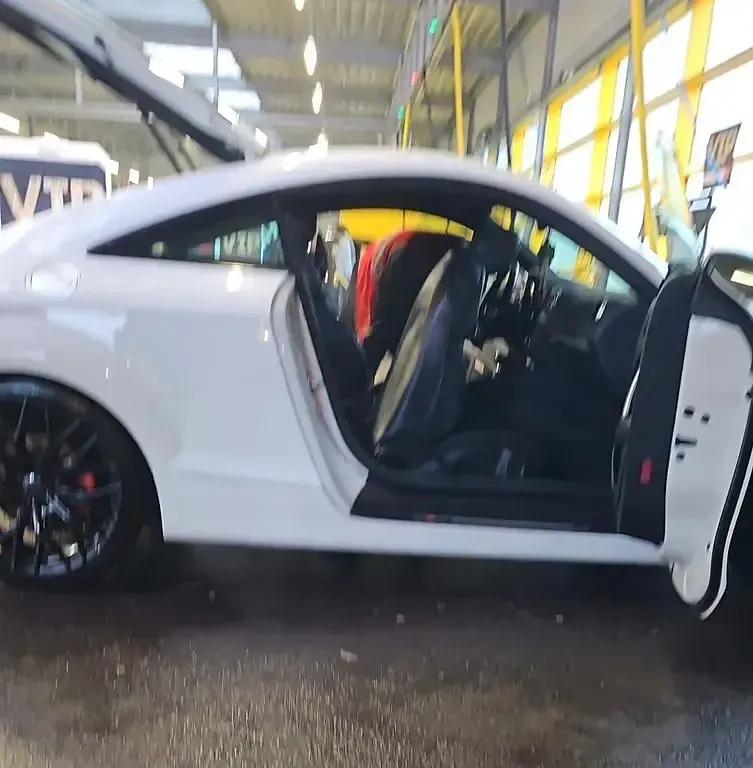 Gebraucht Audi TT S-Line 160 PS (117 kW) 2009 Weiß Coupé