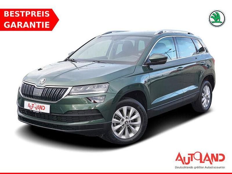 Grün Gebraucht 2018 Skoda Karoq Style SUV | 21.990 € (Fairer Preis) - Bild 1/4